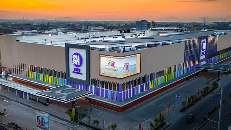SM City Zamboanga Lights Up the Largest Island in the Southern Philippines with Record-Scale LED Signage